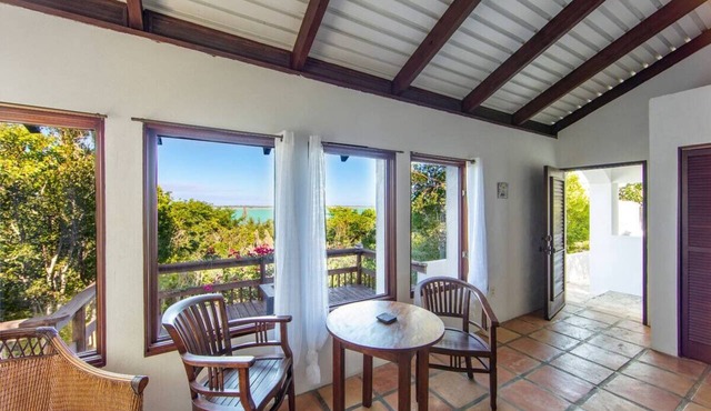 Water's Edge Cottage in North Caicos