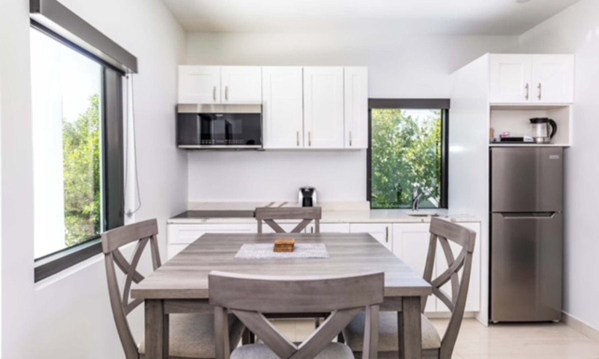 Grace Bay Hotel | Seascape Grace Bay Hotel & Townhome Villas