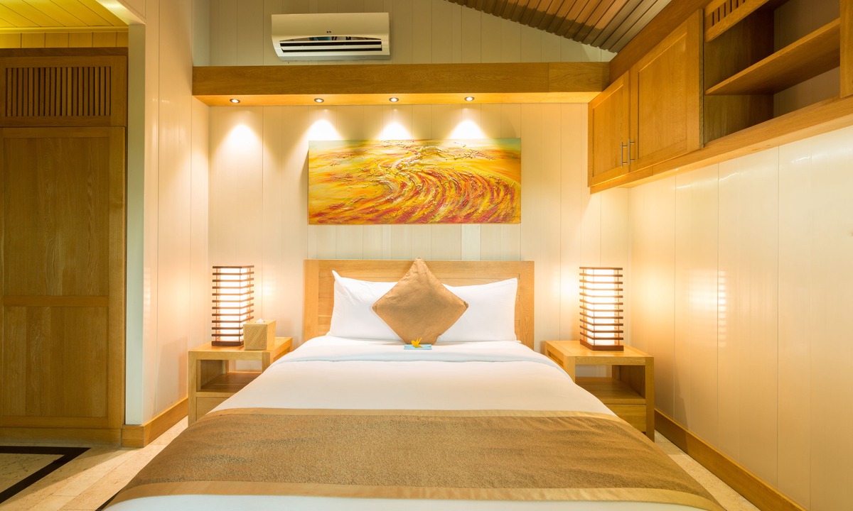 Venetian Road Settlement Hotel | One On Marlin – Adults Only
