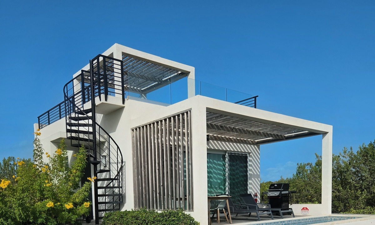 Ocean Point House | Private Pool Villa | Walk to Sapodilla Bay | Stunning Chalk Sound Views