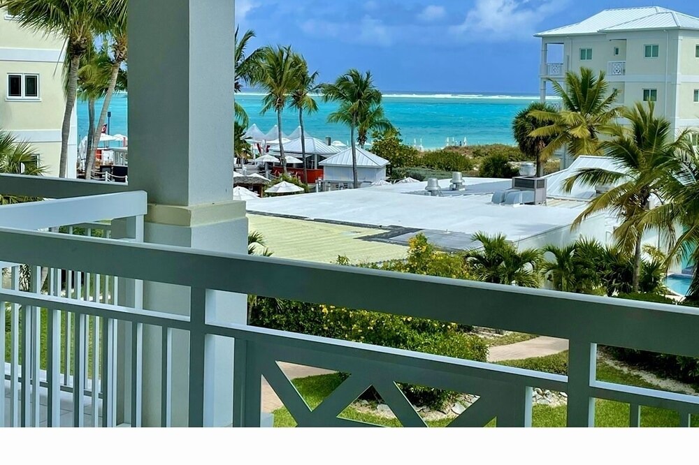 Photo of Patio Balcony in Grace Bay