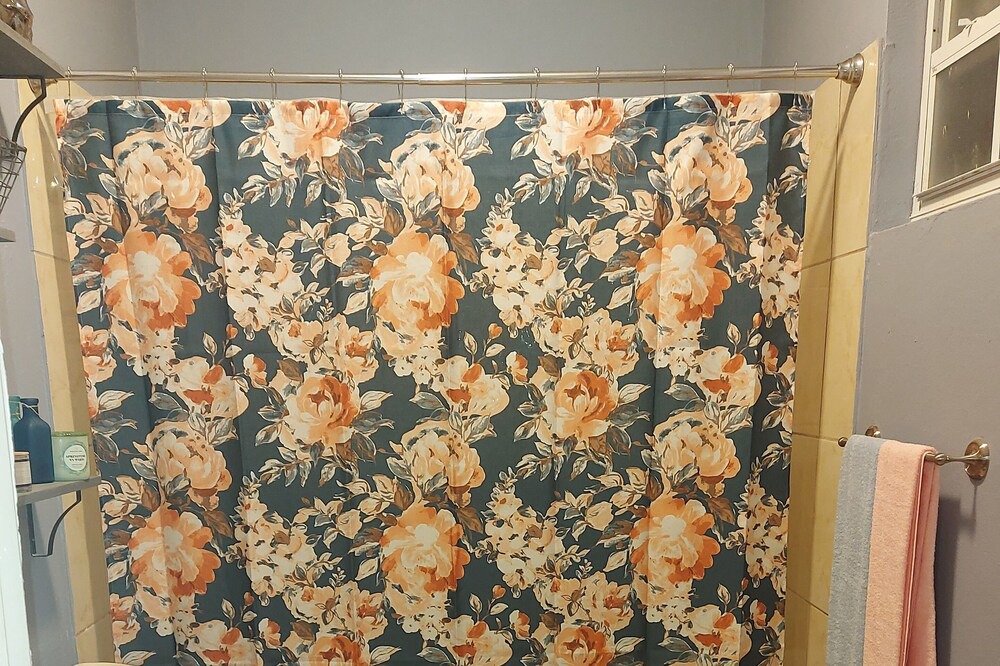 Photo of Bathroom in Cockburn Town
