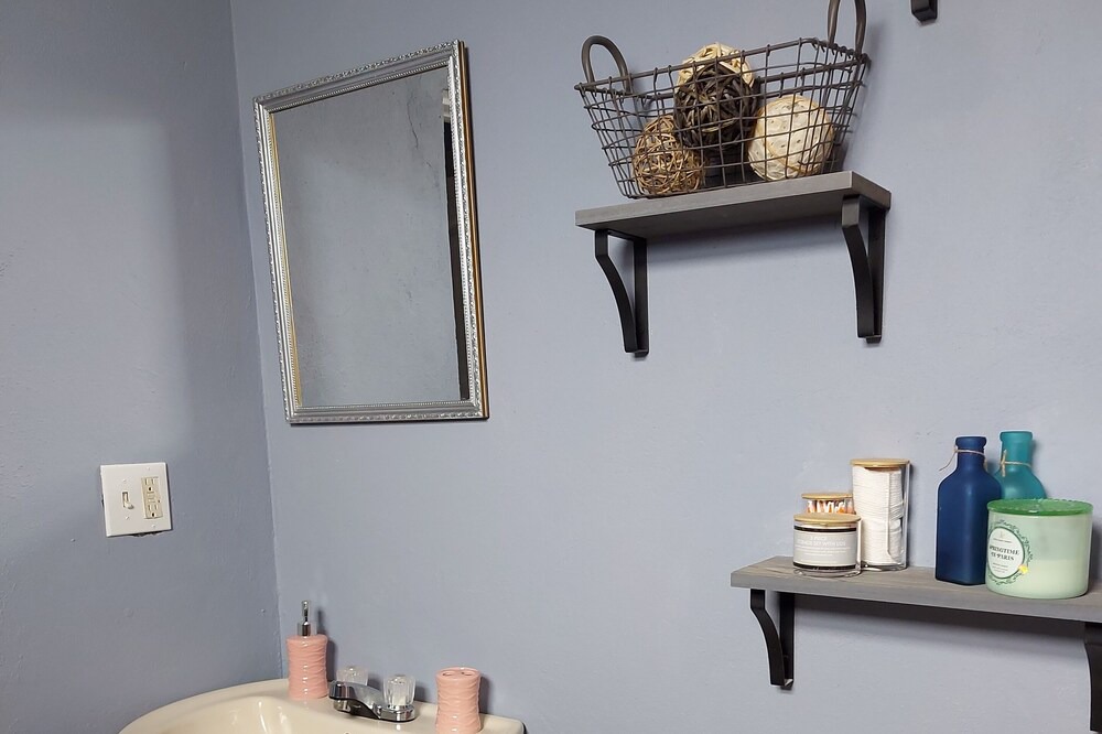 Photo of Bathroom in Cockburn Town