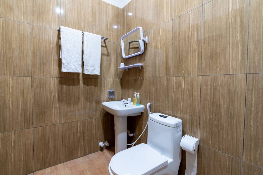 Photo of Bathroom in Ukulhas
