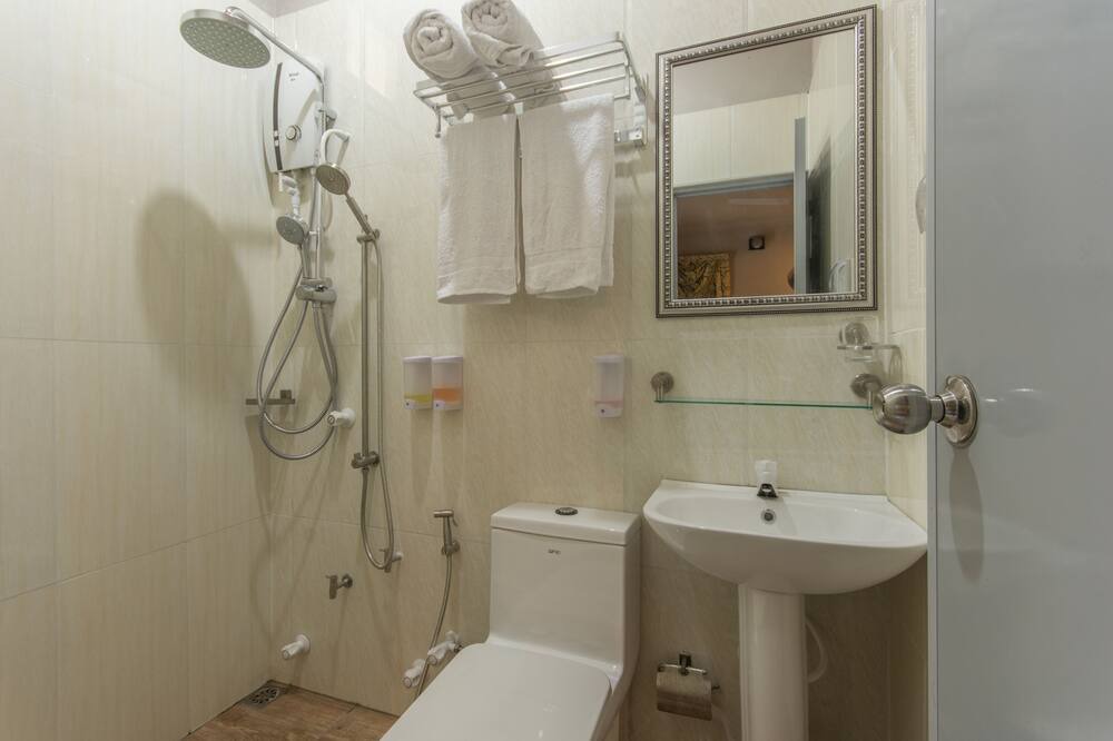 Photo of Bathroom in Ukulhas
