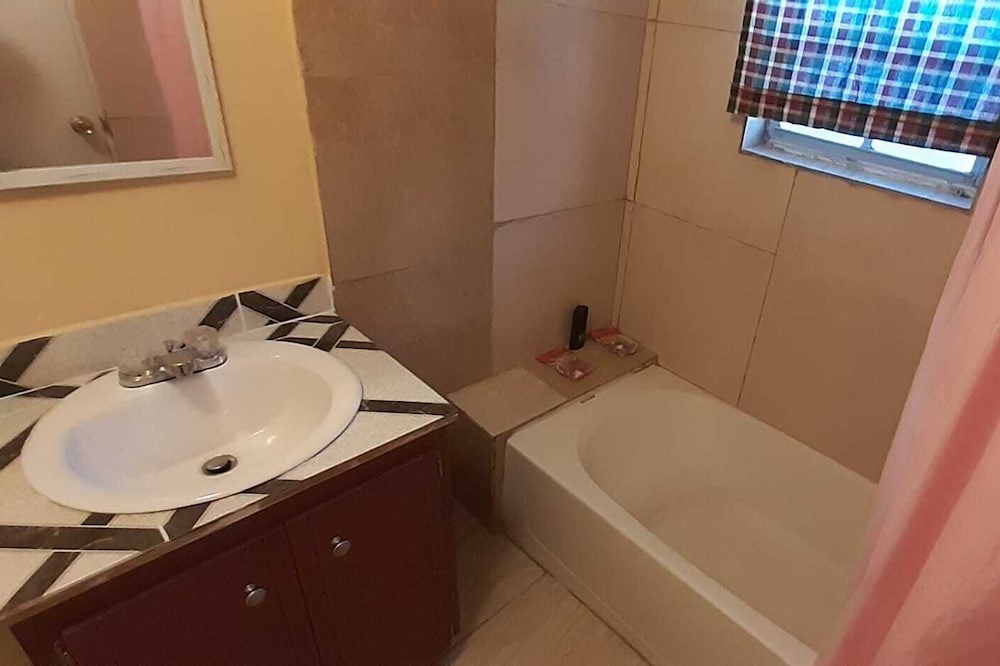 Photo of Bathroom in Cockburn Town