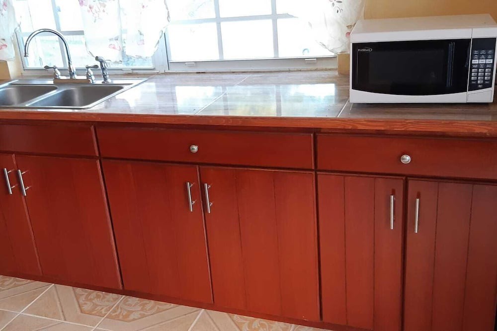 Photo of Kitchen in Cockburn Town