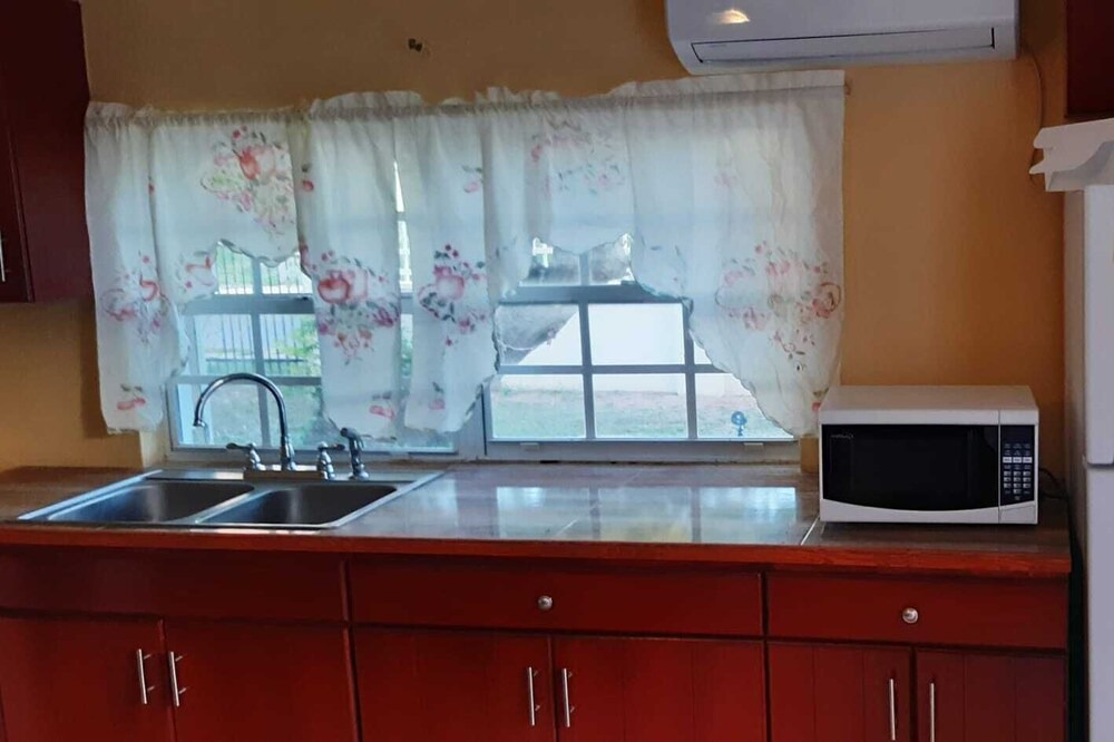 Photo of Kitchen in Cockburn Town