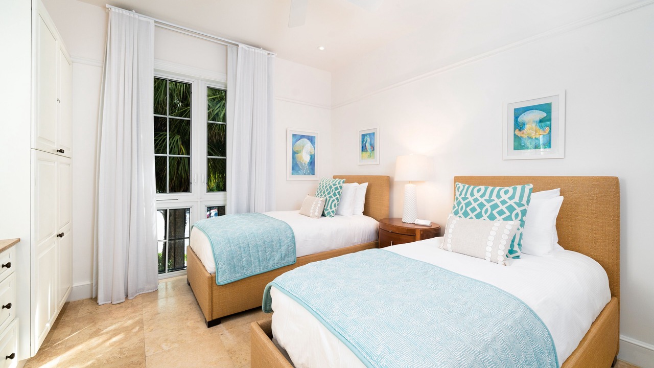 Photo of Others in Grace Bay