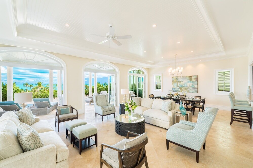Photo of Livingroom in Long Bay