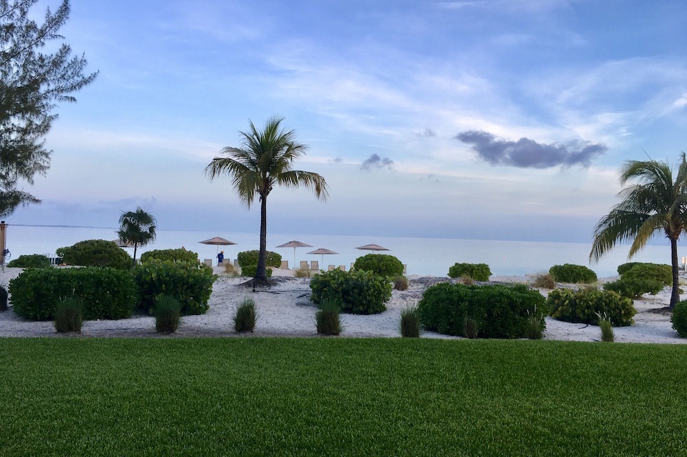 Photo of Others in Grace Bay
