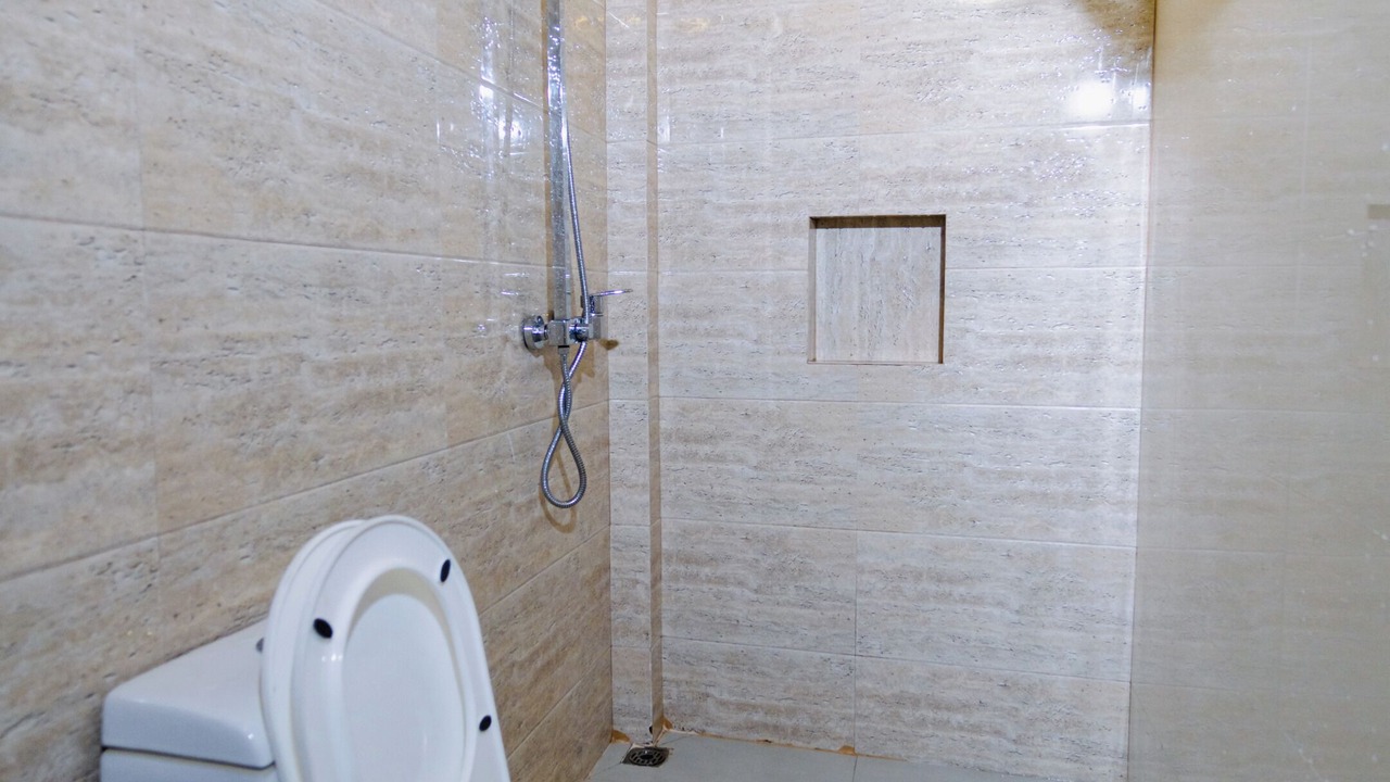 Photo of Bathroom in Dhiffushi
