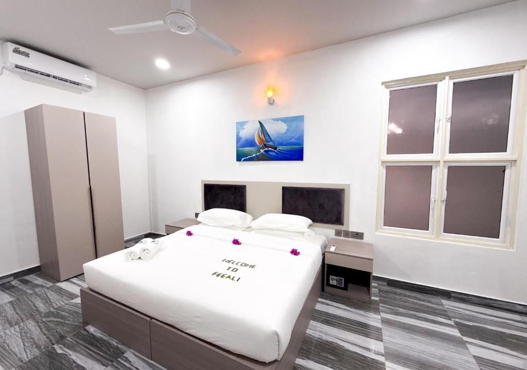 Photo of Bedroom in Dhidhoofinolhu Island