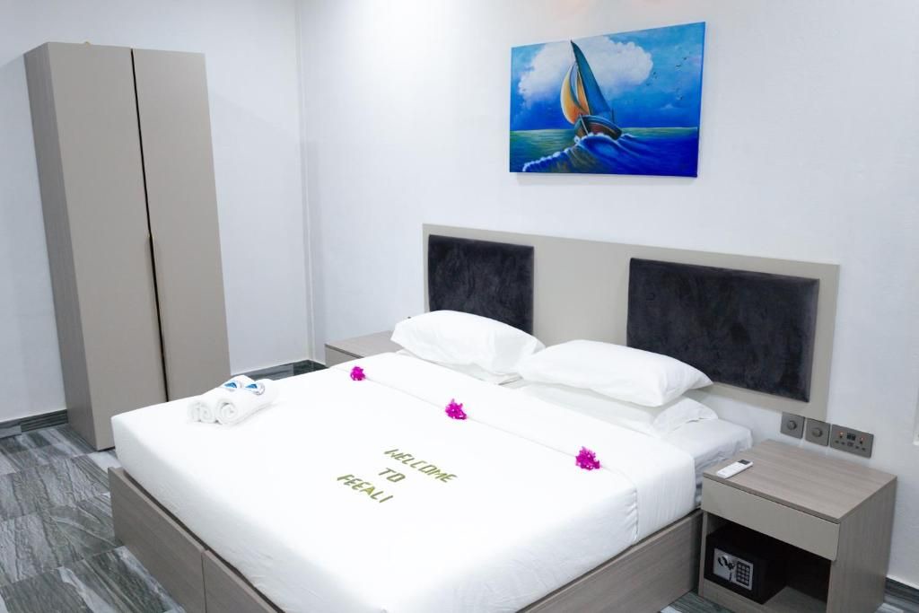 Photo of Bedroom in Dhidhoofinolhu Island