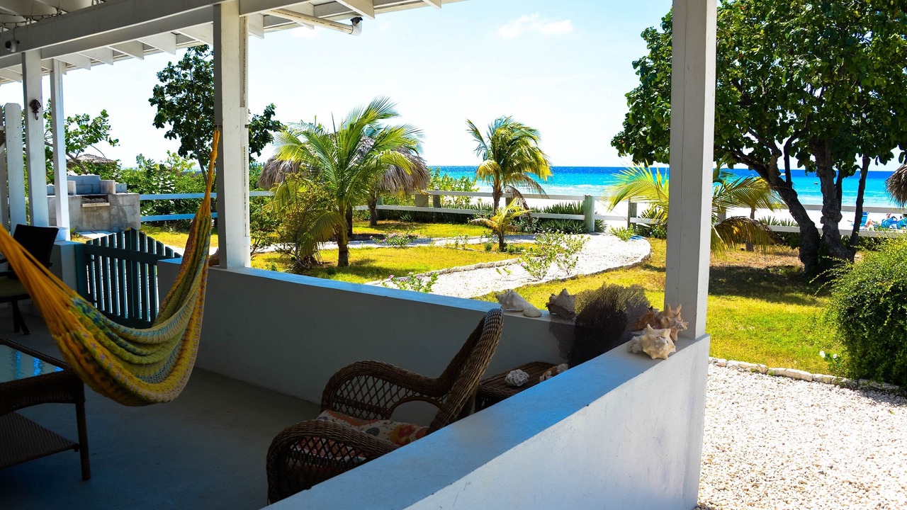 Photo of Patio Balcony in Cockburn Town