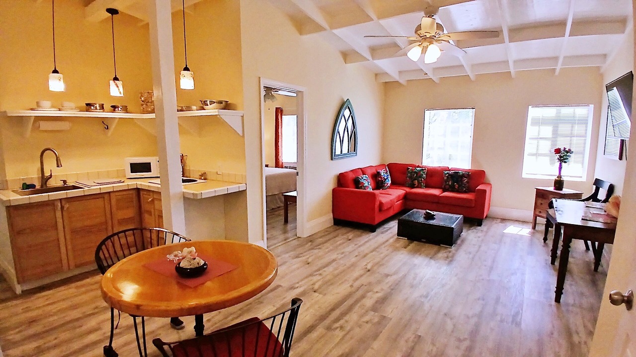 Photo of Livingroom in Cockburn Town
