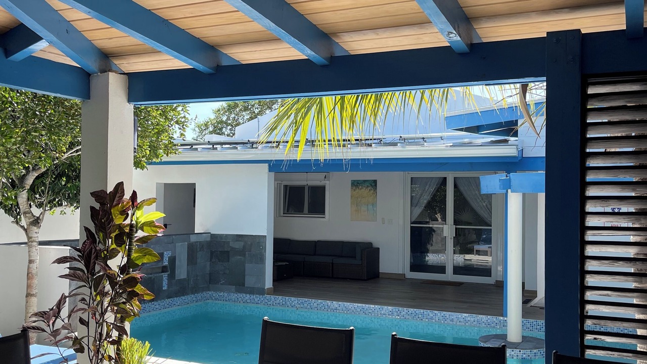 Photo of Outdoor in Long Bay Hills