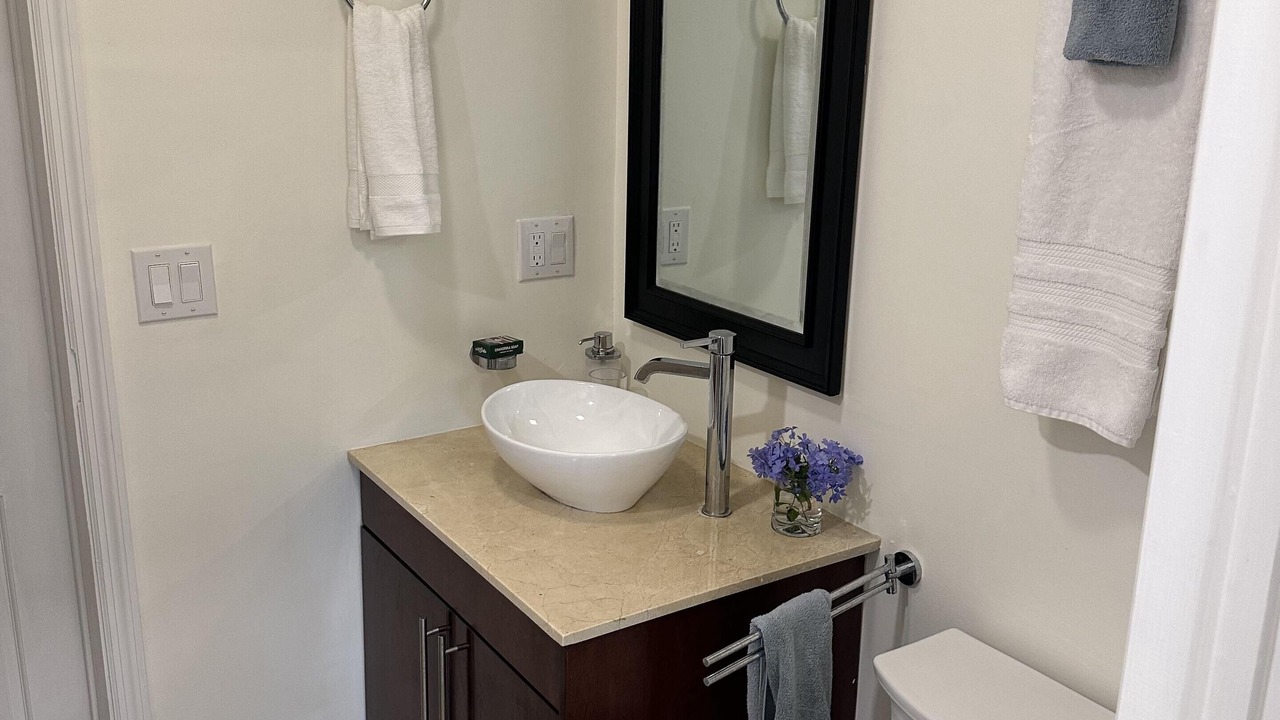 Photo of Bathroom in Long Bay Hills