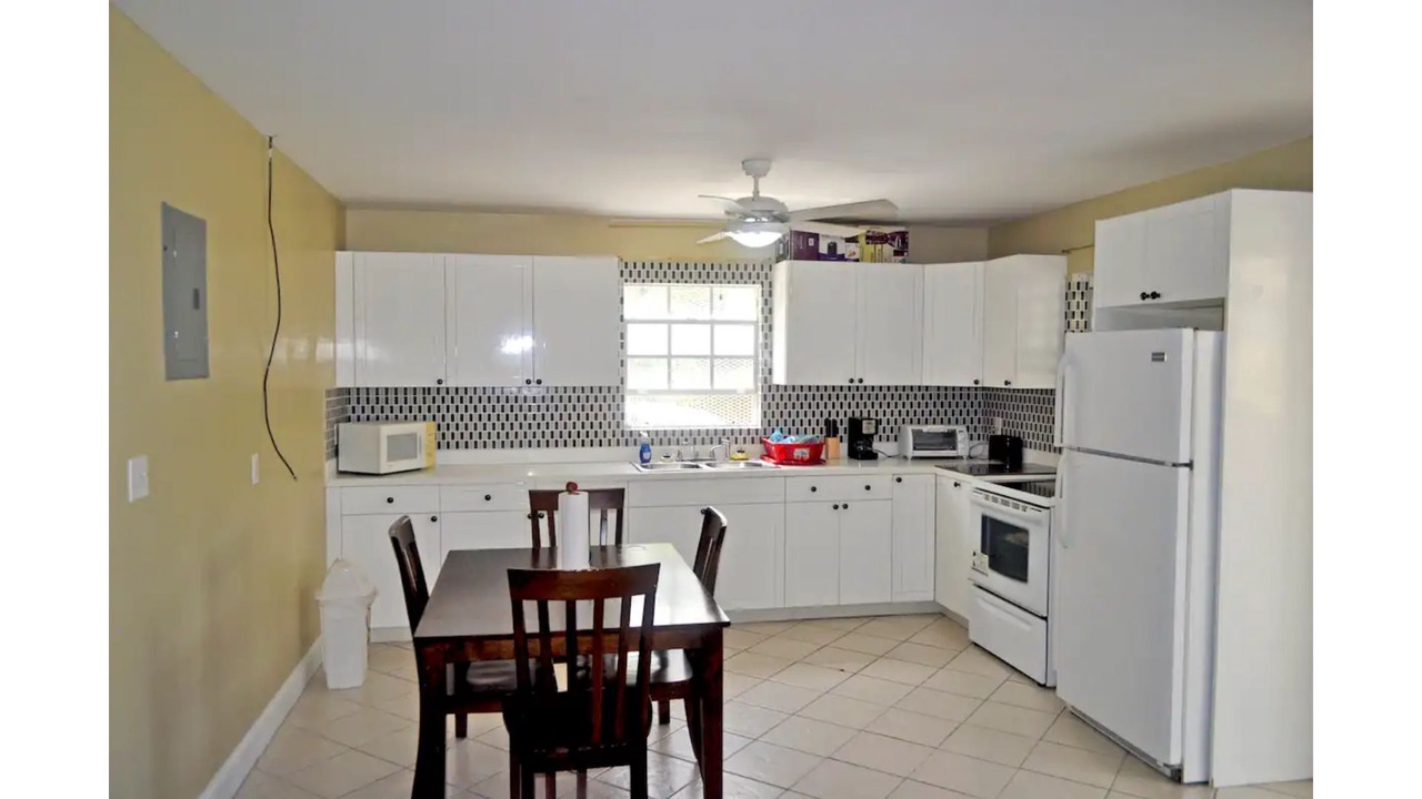 Photo of Kitchen in Leeward Settlement