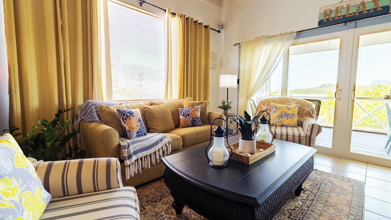 Photo of Livingroom in Juba Sound