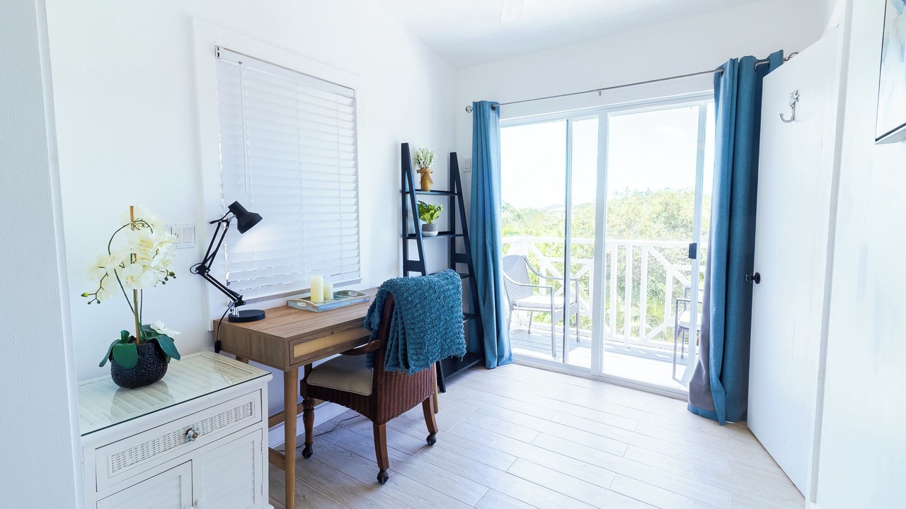 Photo of Patio Balcony in Juba Sound