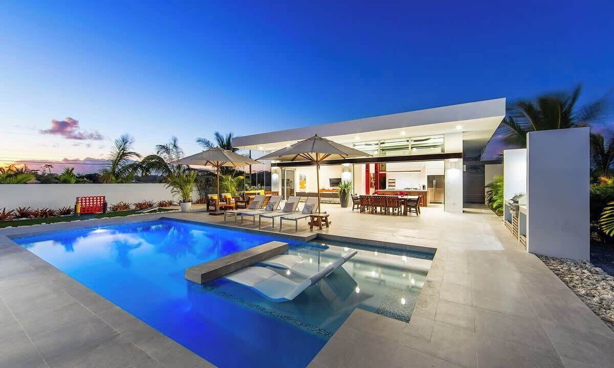Photo of Outdoor in Long Bay Hills