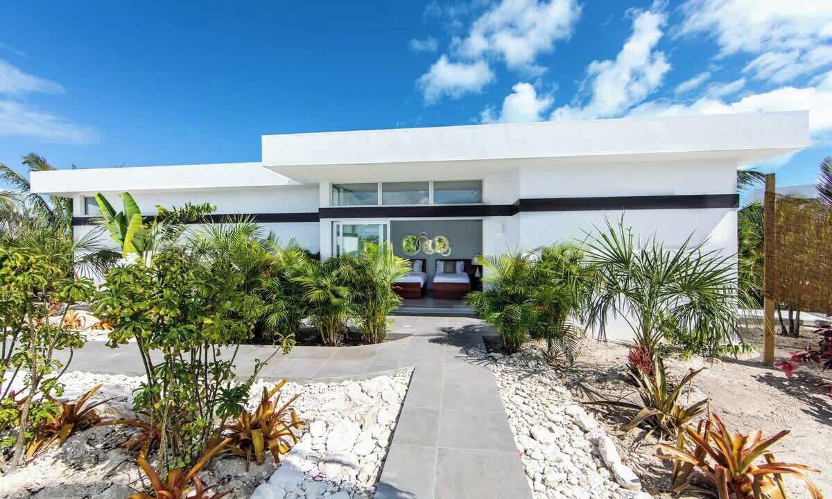 Photo of Outdoor in Long Bay Hills