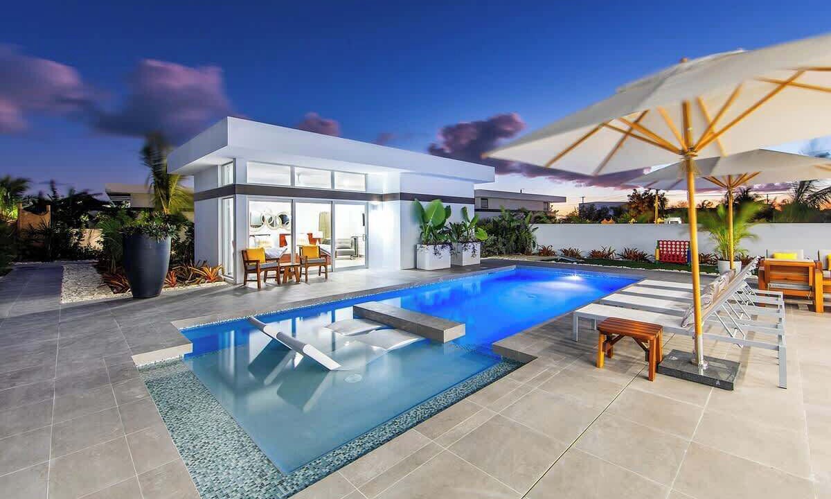 Photo of Outdoor in Long Bay Hills
