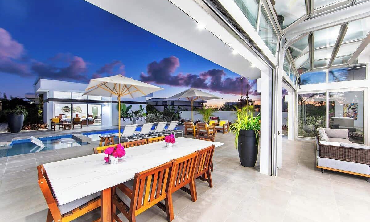 Photo of Outdoor in Long Bay Hills