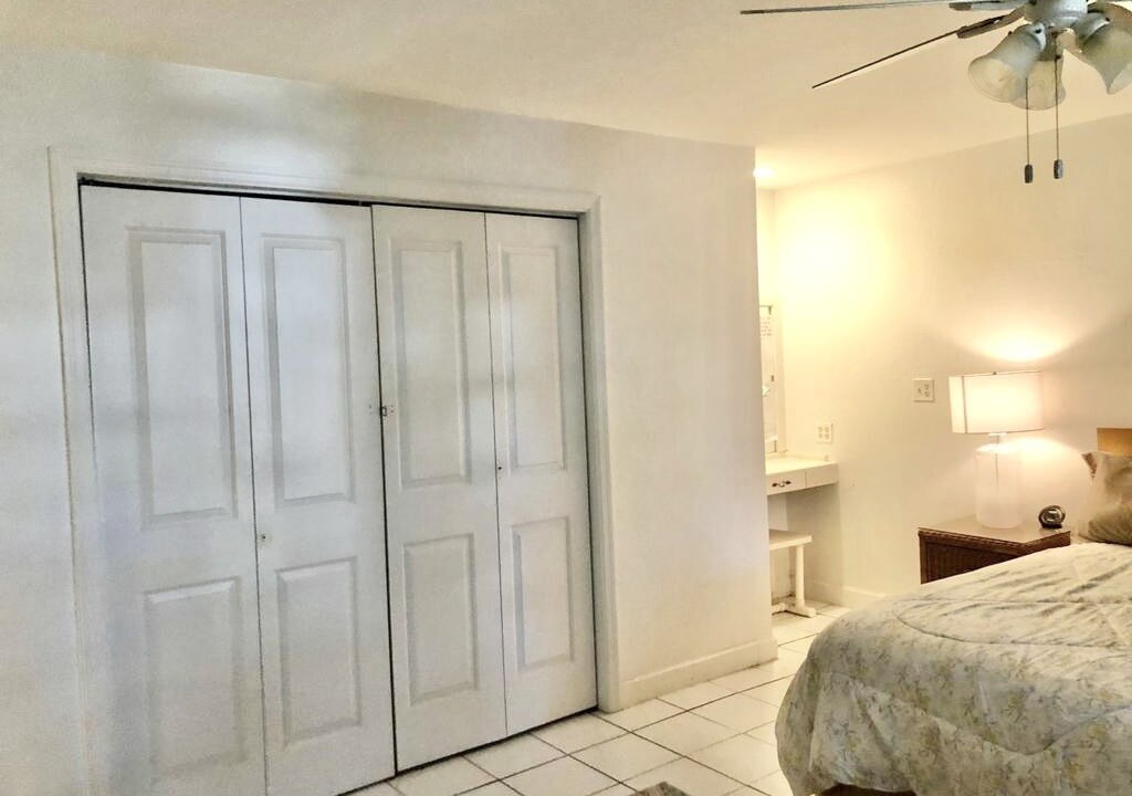 Photo of Bedroom in Venetian Road Settlement