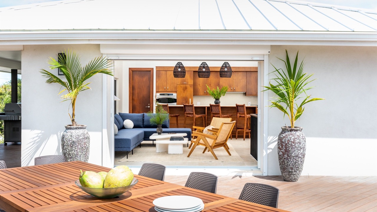 Photo of Outdoor in Grace Bay West