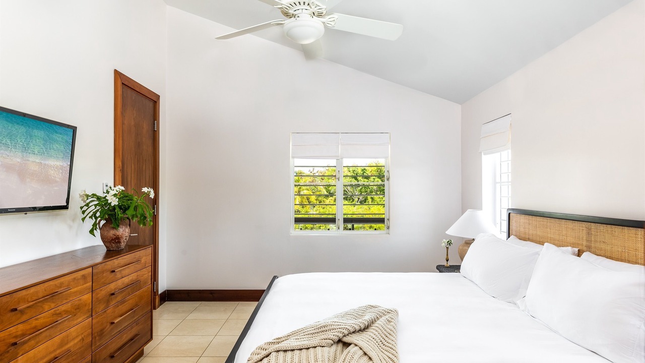 Photo of Bedroom in Grace Bay West
