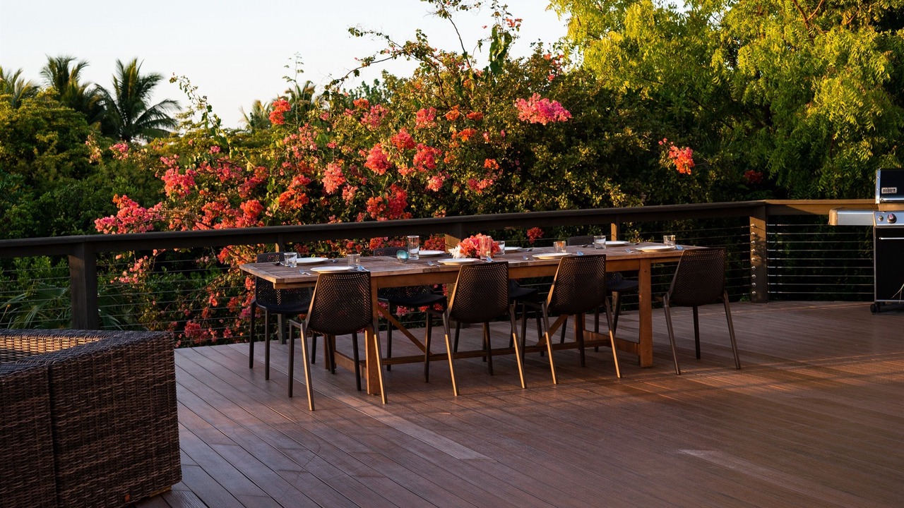 Photo of Outdoor in Grace Bay West