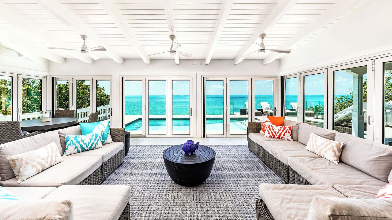Photo of Livingroom in Ocean Point