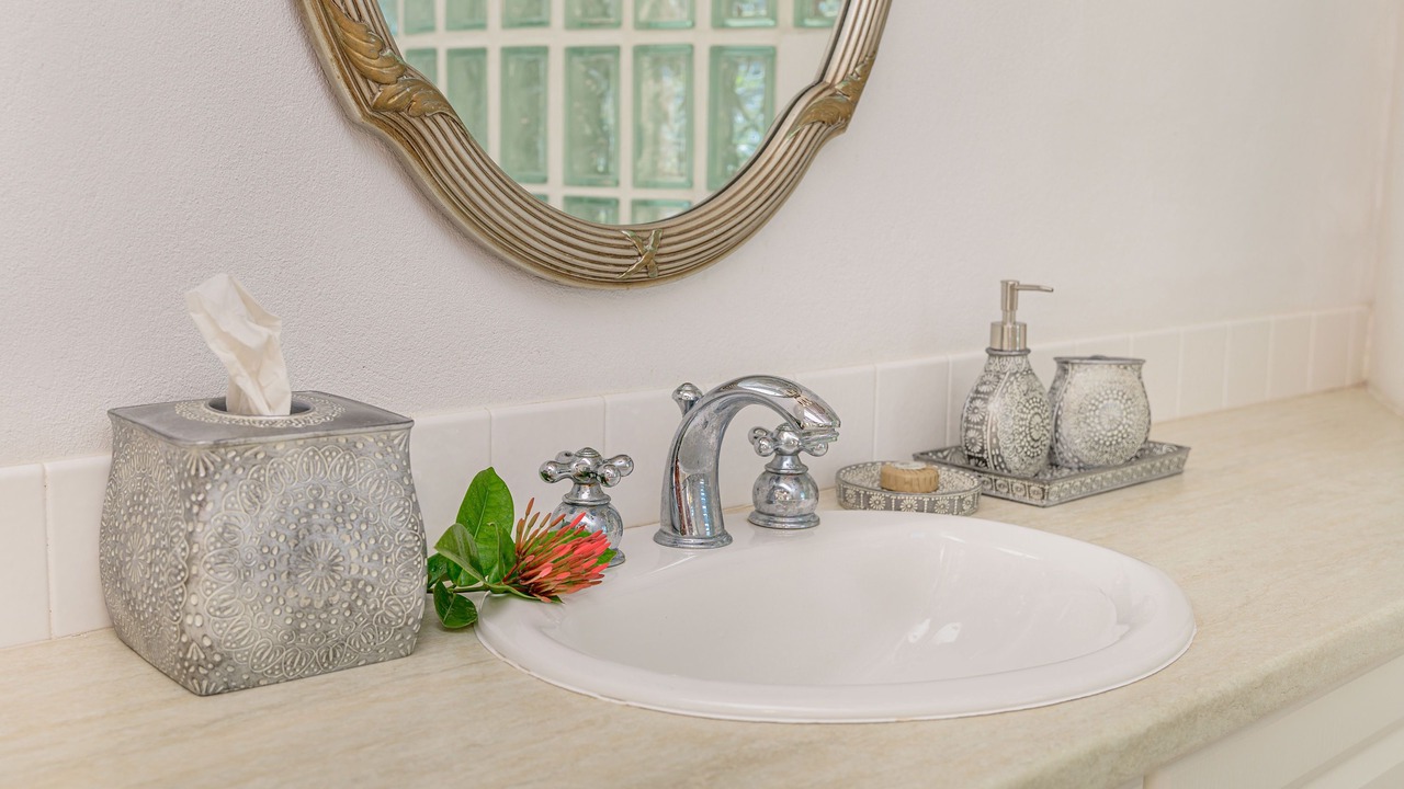 Photo of Bathroom in Leeward Settlement