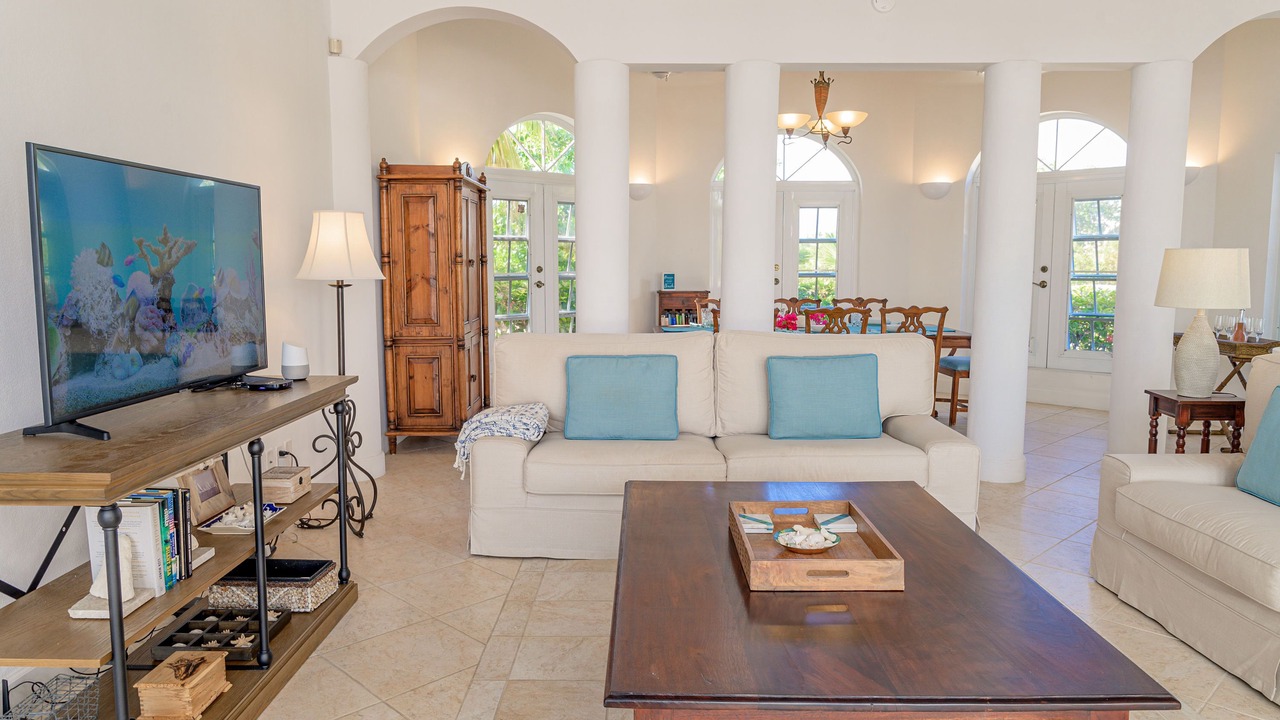 Photo of Livingroom in Leeward Settlement