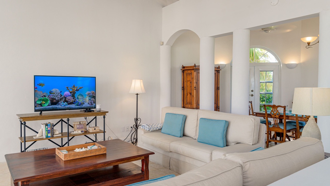Photo of Livingroom in Leeward Settlement