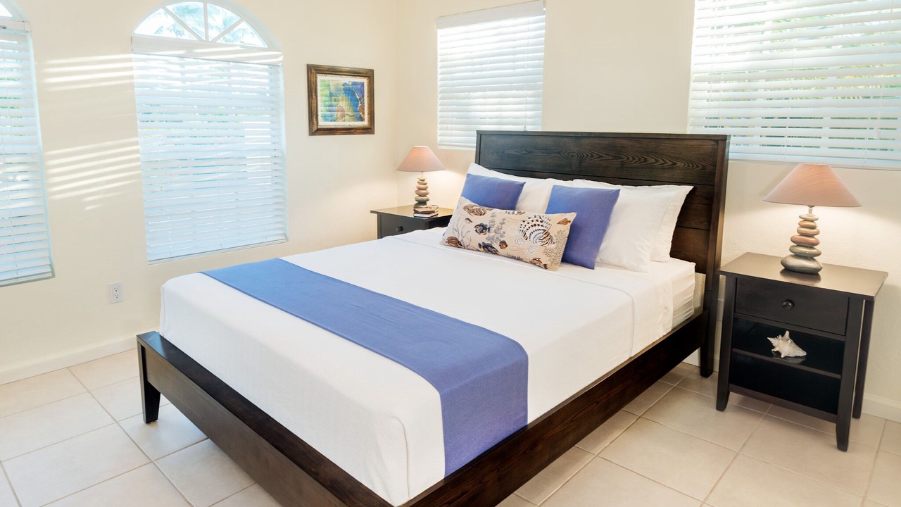 Photo of Bedroom in Leeward Settlement