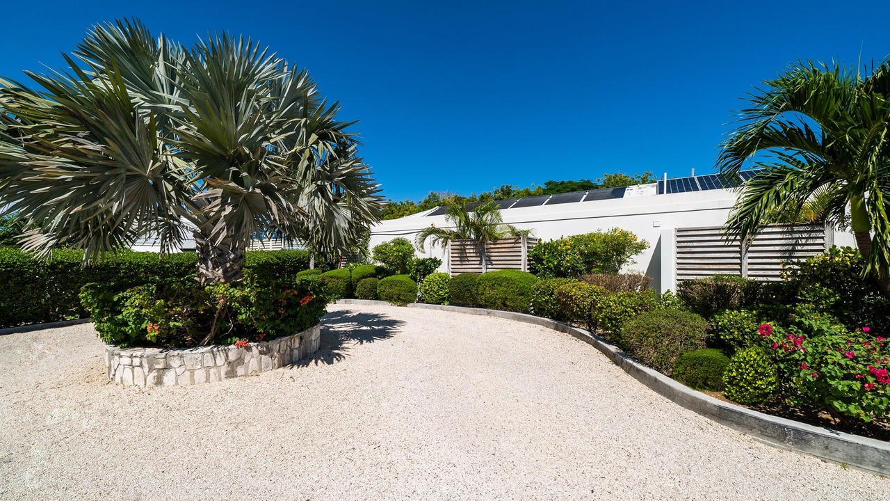 Photo of Others in Grace Bay West