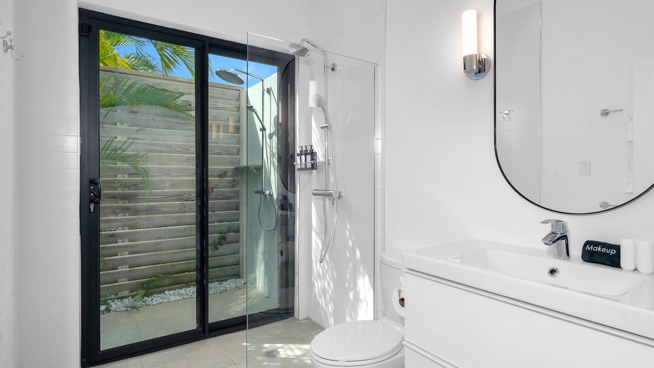 Photo of Bathroom in Grace Bay West