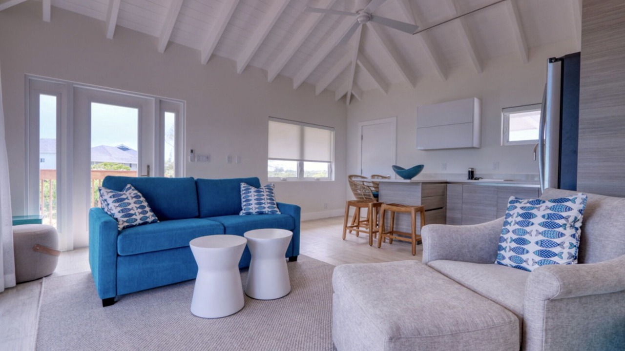 Photo of Livingroom in Long Bay Hills