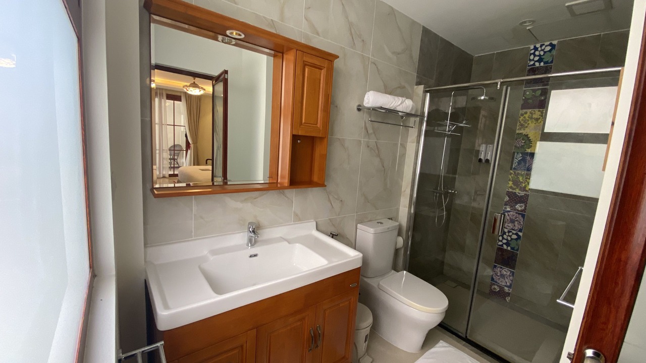 Photo of Bathroom in Hanimaadhoo