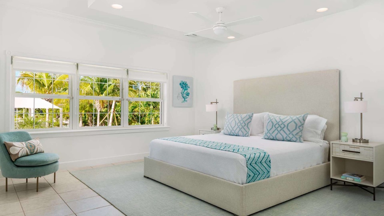 Photo of Bedroom in Leeward Settlement