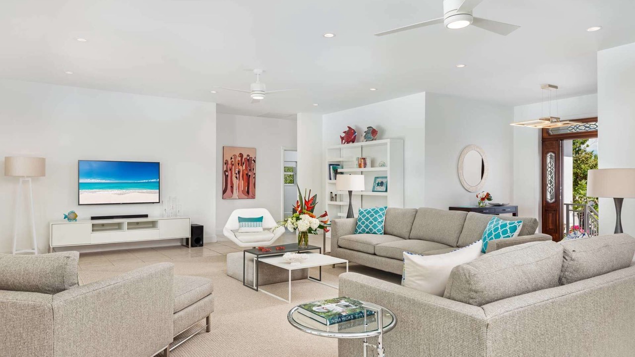 Photo of Livingroom in Leeward Settlement