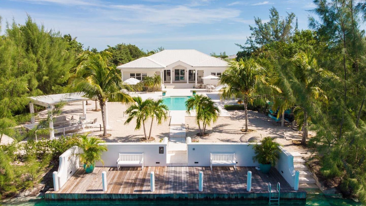 Photo of Outdoor in Leeward Settlement