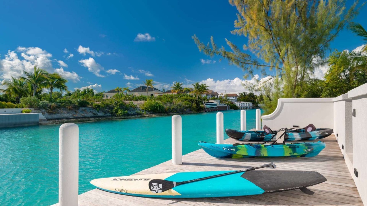Photo of Outdoor in Leeward Settlement