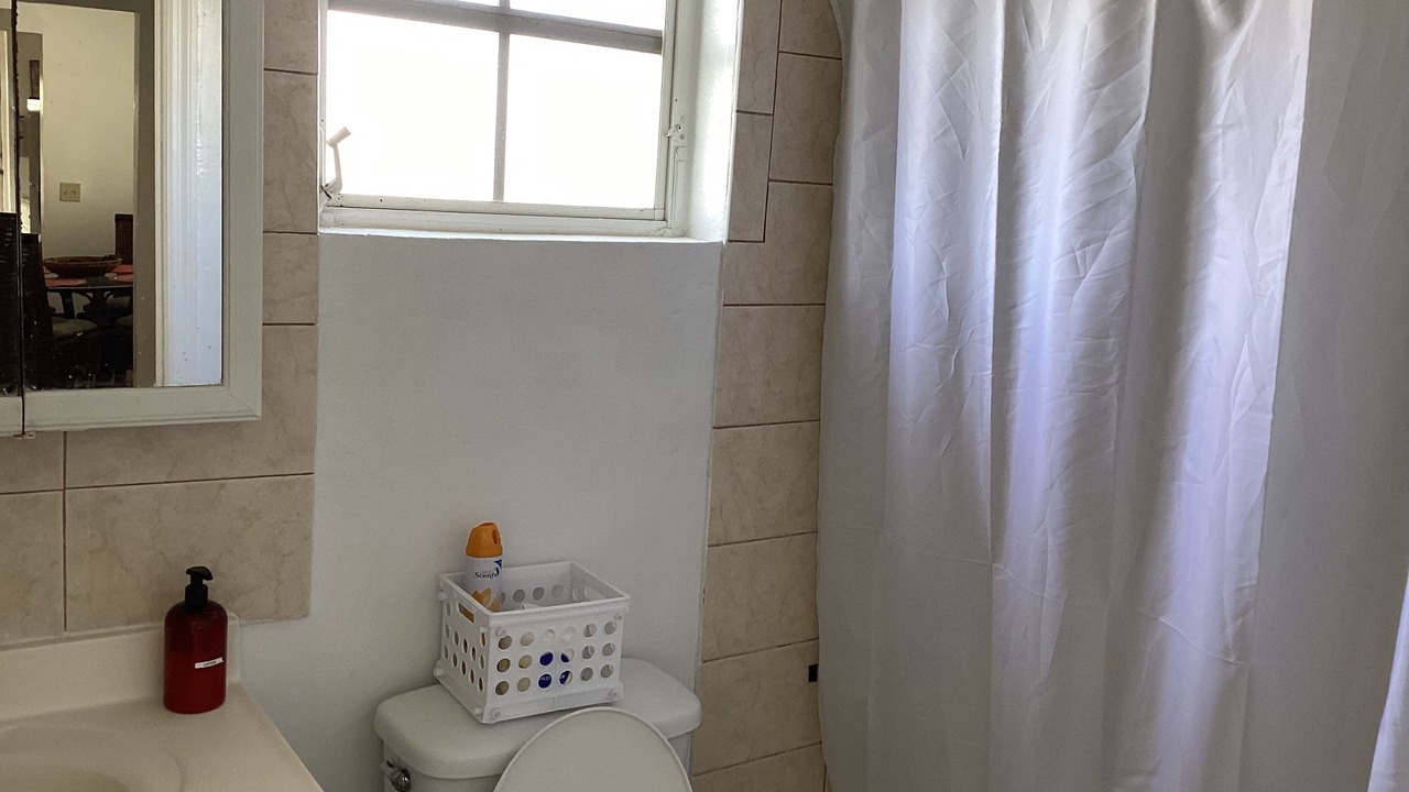 Photo of Bathroom in Cockburn Town