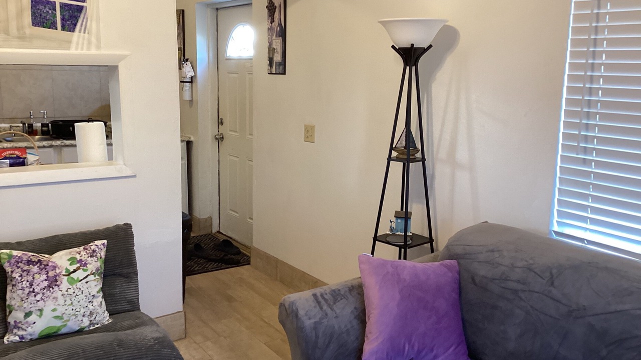 Photo of Livingroom in Cockburn Town