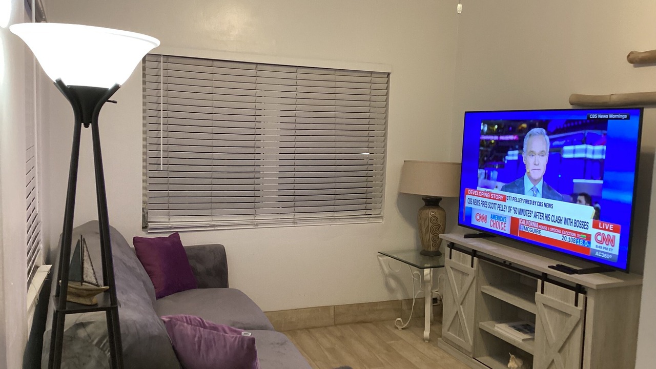 Photo of Livingroom in Cockburn Town