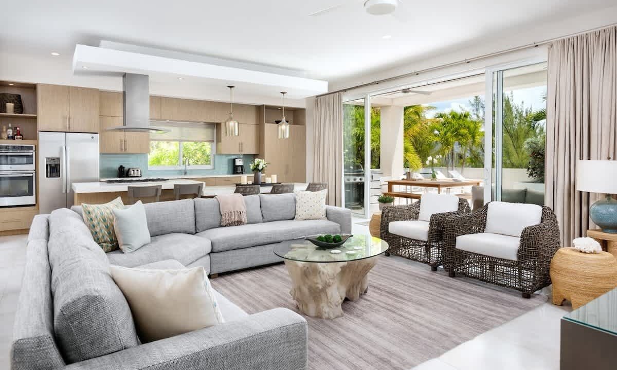Photo of Livingroom in Leeward Settlement
